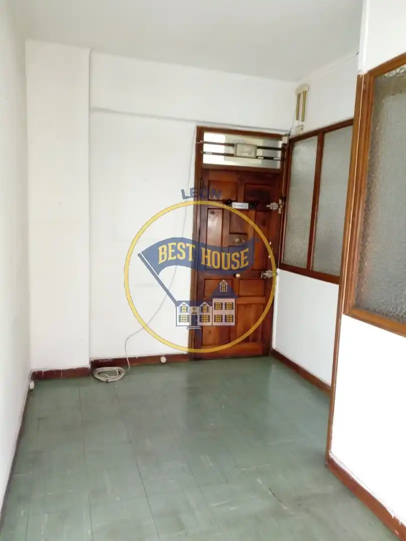 Oficina en venta en Casco Antiguo