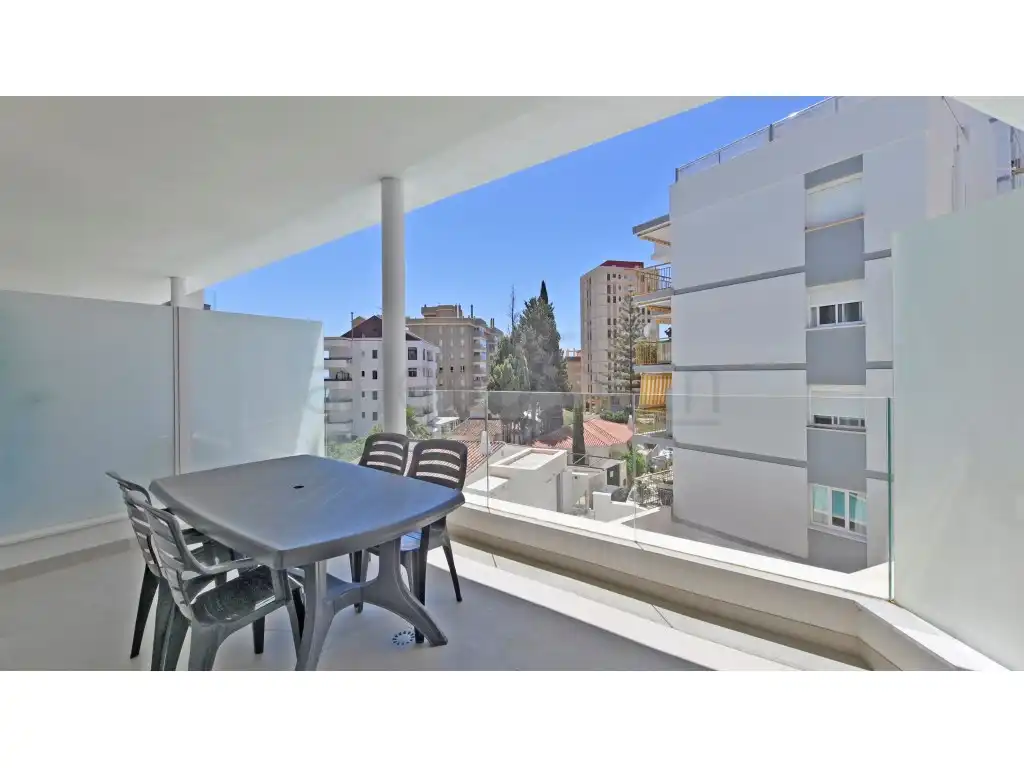 Apartamento de alquiler en Las Gaviotas - Carvajal