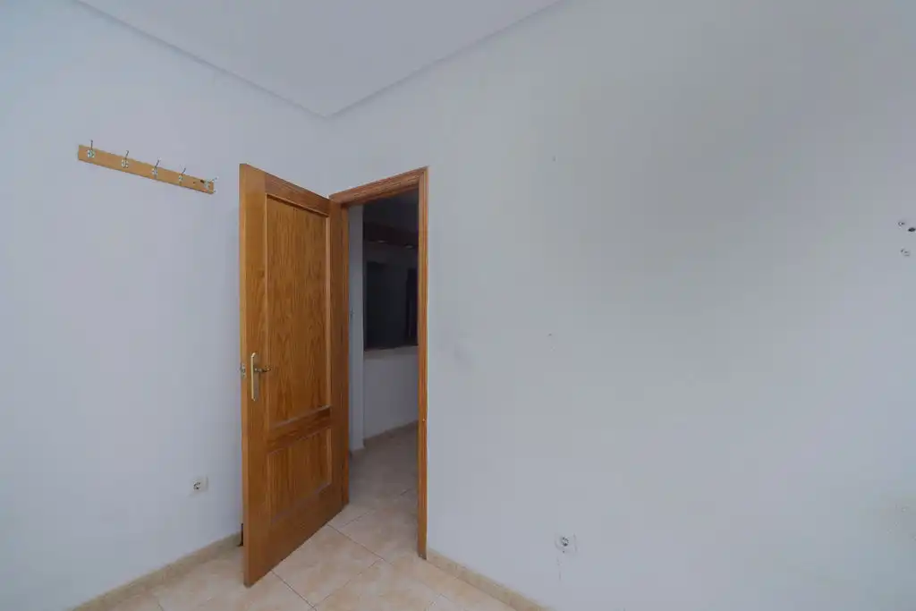 Habitación de Piso en venta en Torrevieja con Piscina