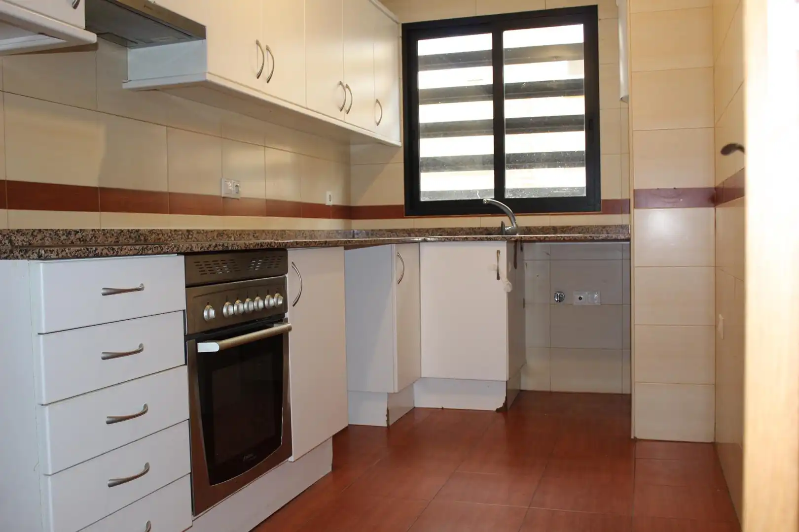 Cocina de Piso en venta en Onda con Aire acondicionado y Balcón