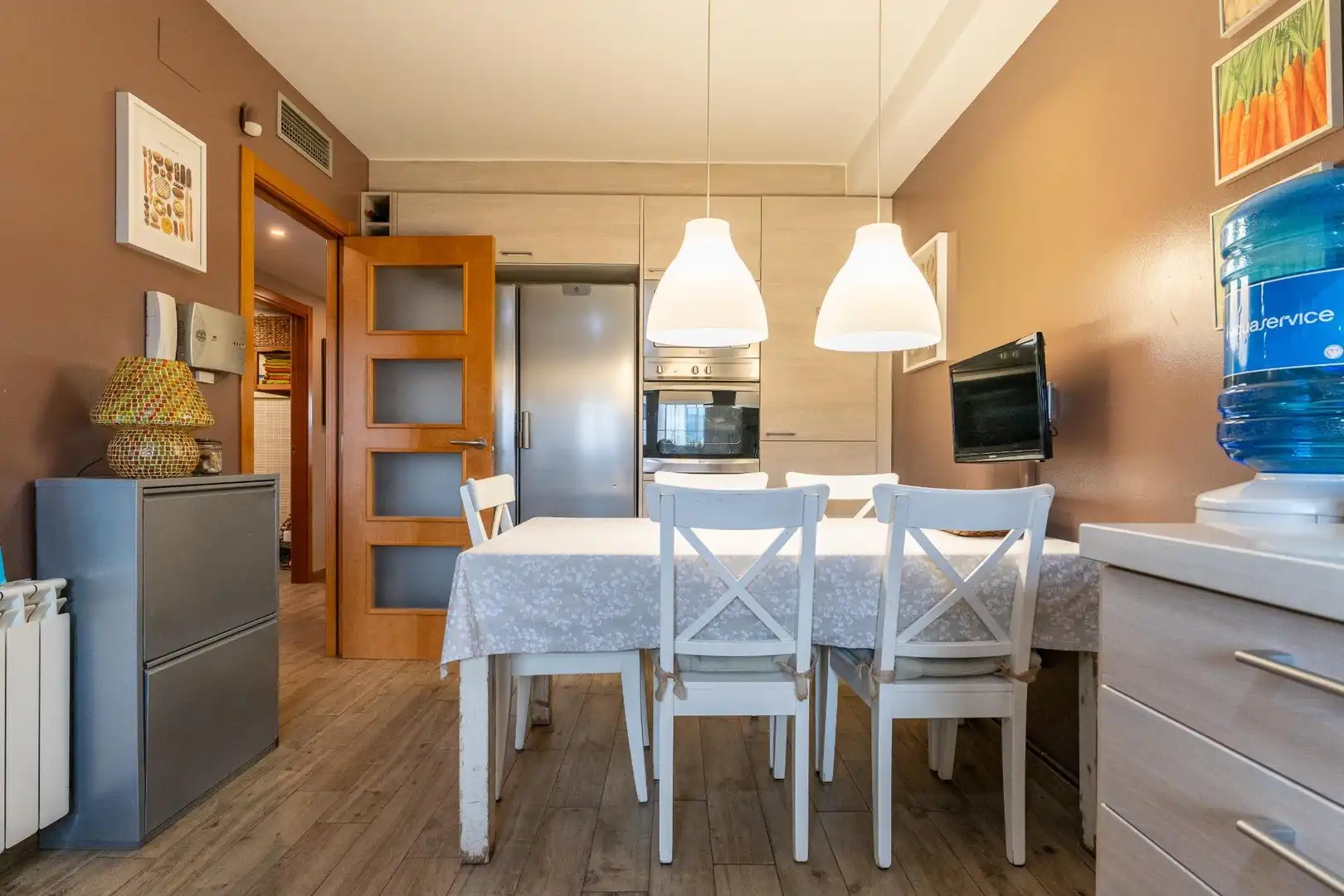Comedor de Casa adosada en venta en Montbrió del Camp con Aire acondicionado, Calefacción y Jardín privado