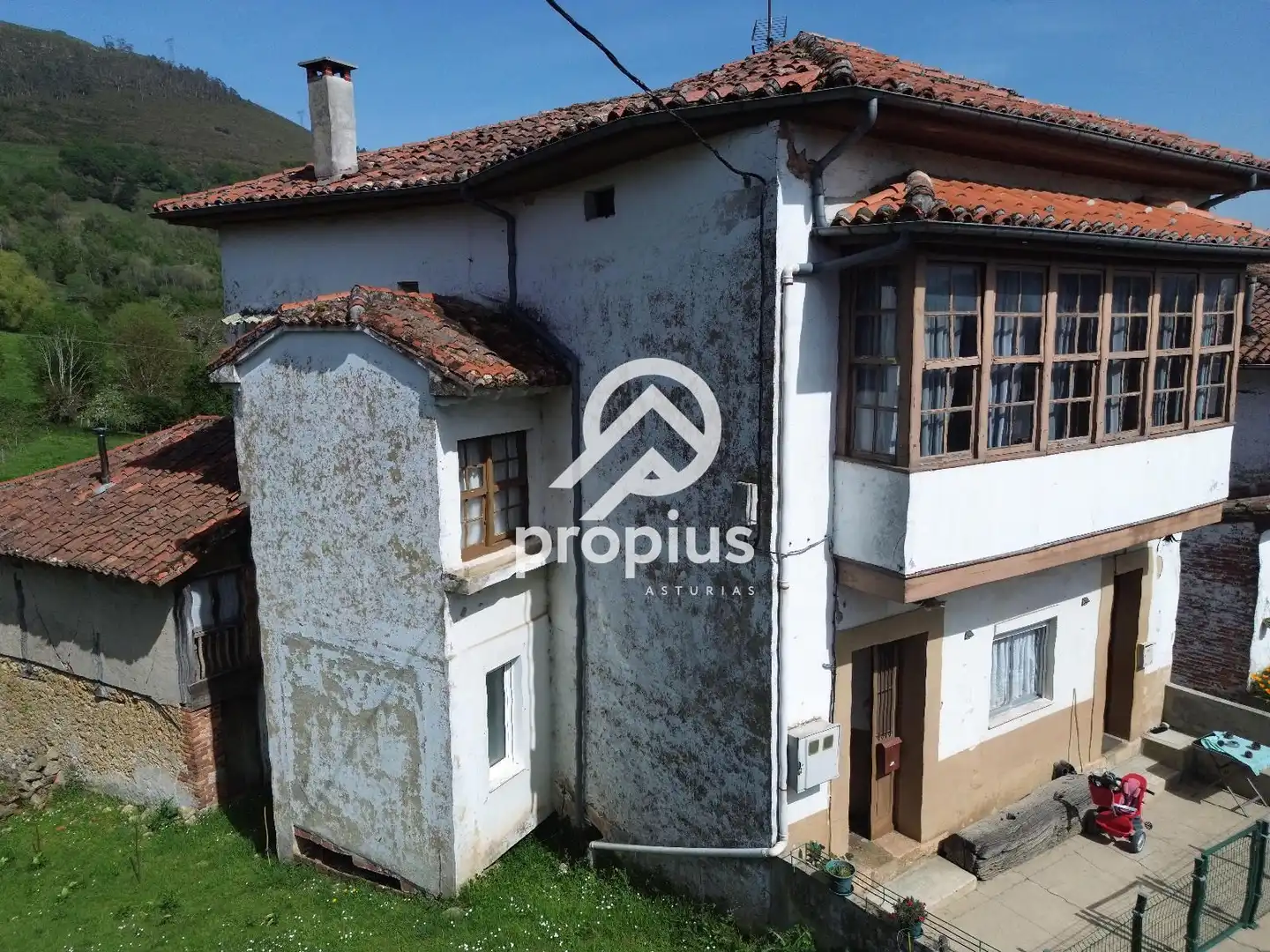 Exterior view of Flat for sale in Piloña  with Heating, Storage room and Balcony