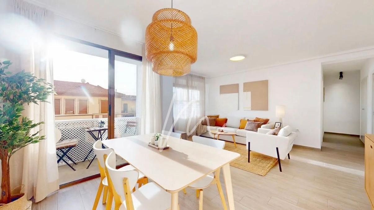 Living room of Flat to rent in  Valencia Capital  with Air Conditioner, Terrace and Furnished
