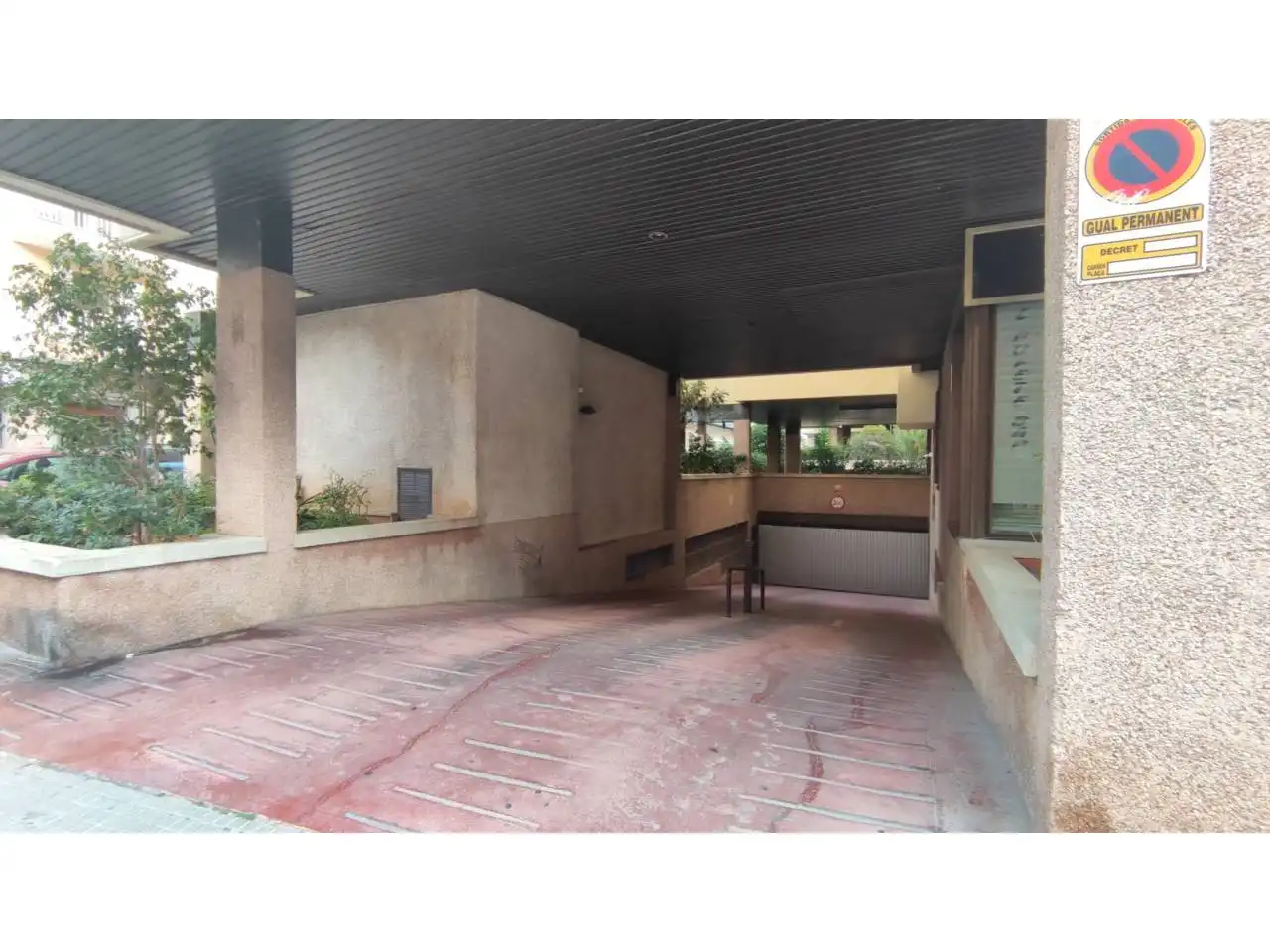 Individual con ascensor en alquiler en Calle  Pere Dezcallar i Net, imagen 2