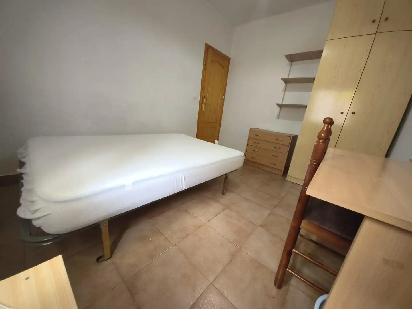 Schlafzimmer von Wohnung zur Miete in Granada mit Terrasse