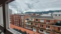Vista exterior de Pis en venda en Bilbao 
