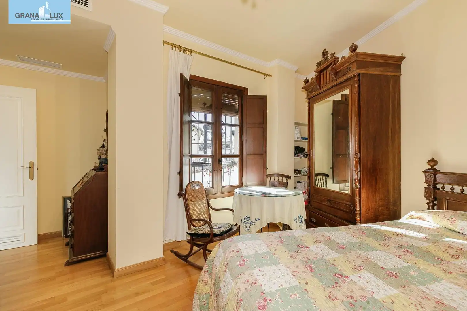 Casa pareada con jardín en venta en del Chapiz, imagen 10