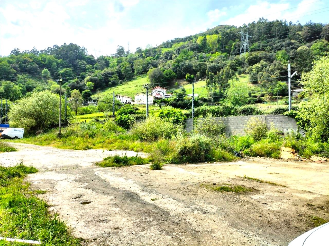 Residencial en venda en Alonsotegi