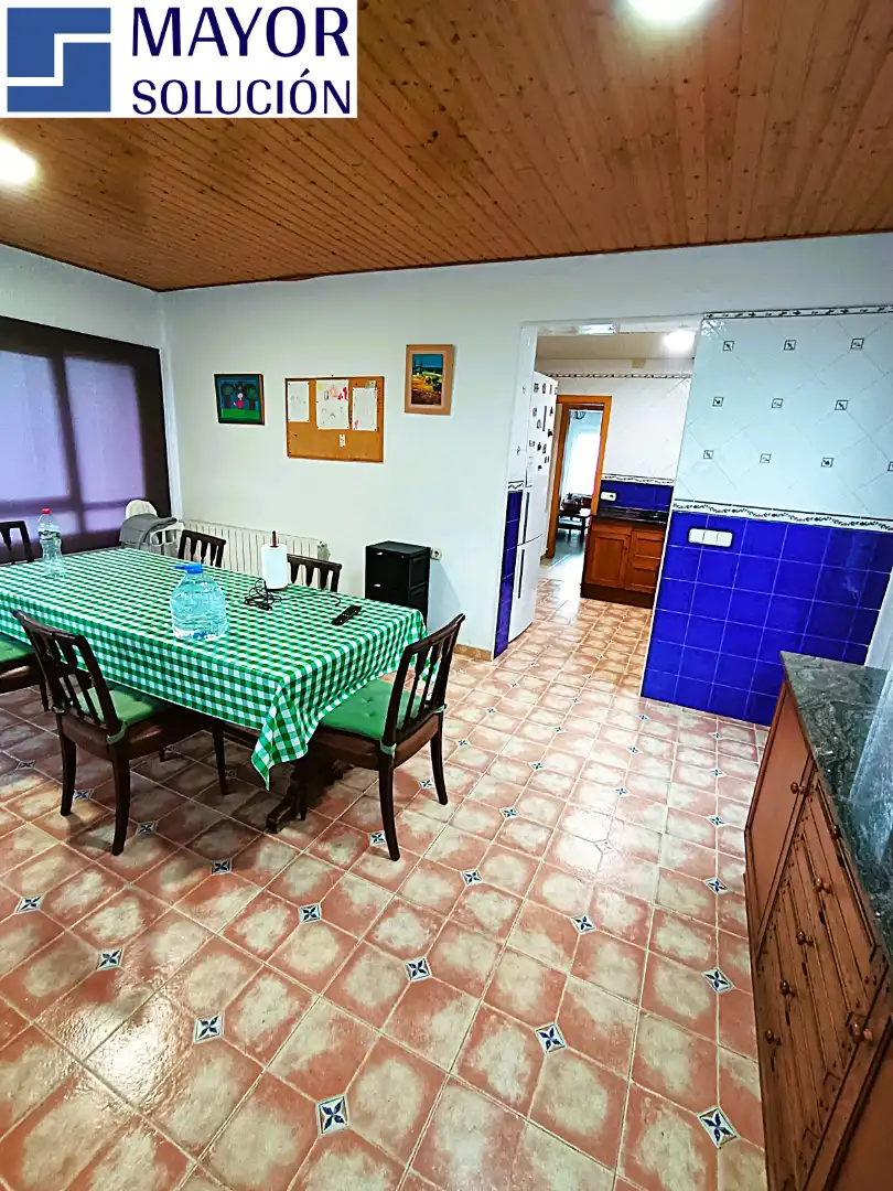 Cuina de Casa o xalet en venda en Sant Pere de Ribes amb Calefacció, Jardí privat i Terrassa