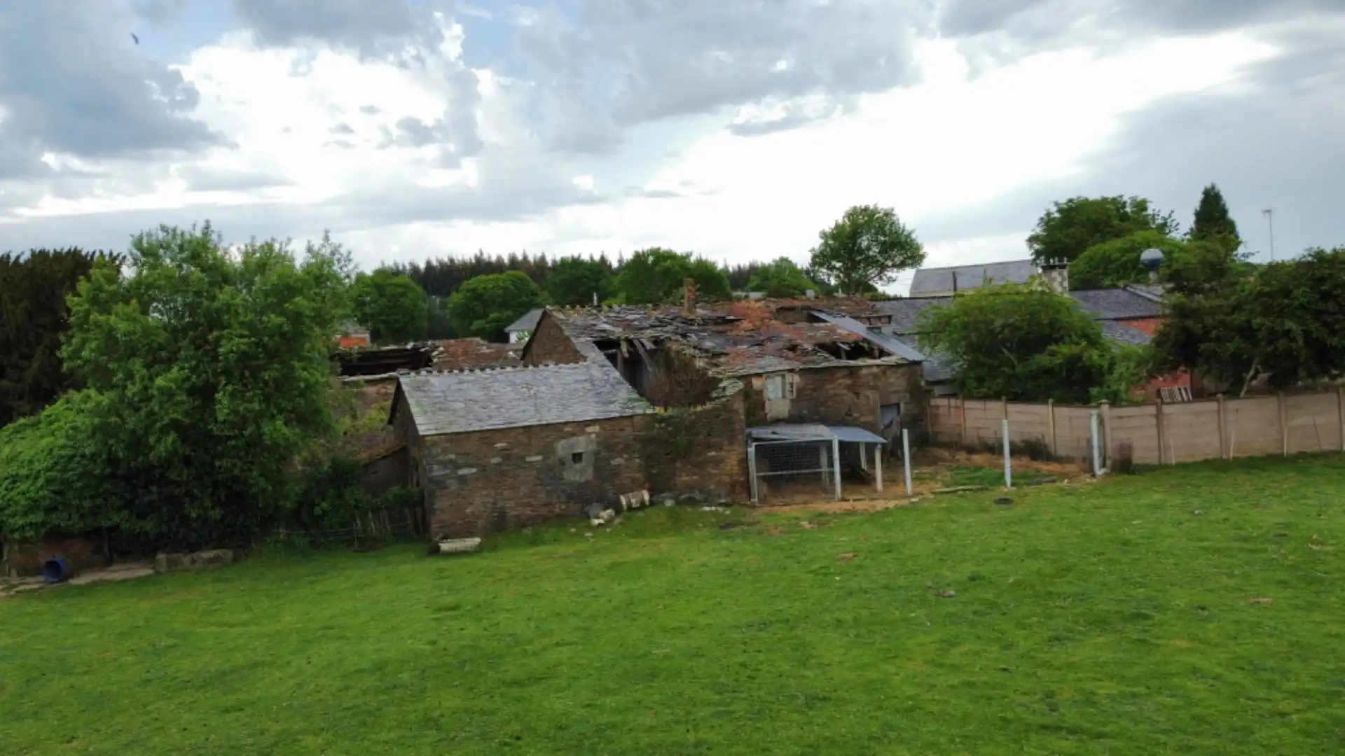 Houses for sale in Abadín  with Private garden