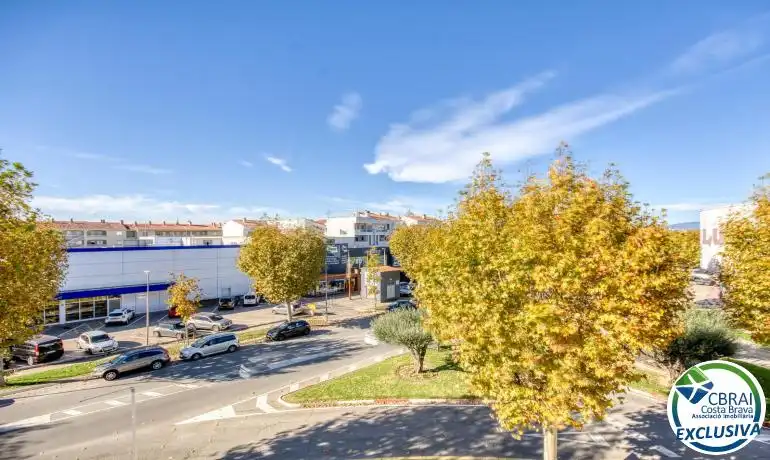 Vista exterior de Estudio en venta en Empuriabrava con Aire acondicionado, Calefacción y Terraza