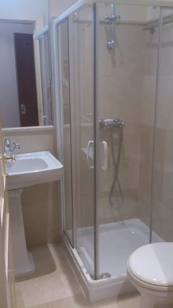 Baño de Ático en venta en Sevilla con Aire acondicionado, Calefacción y Terraza