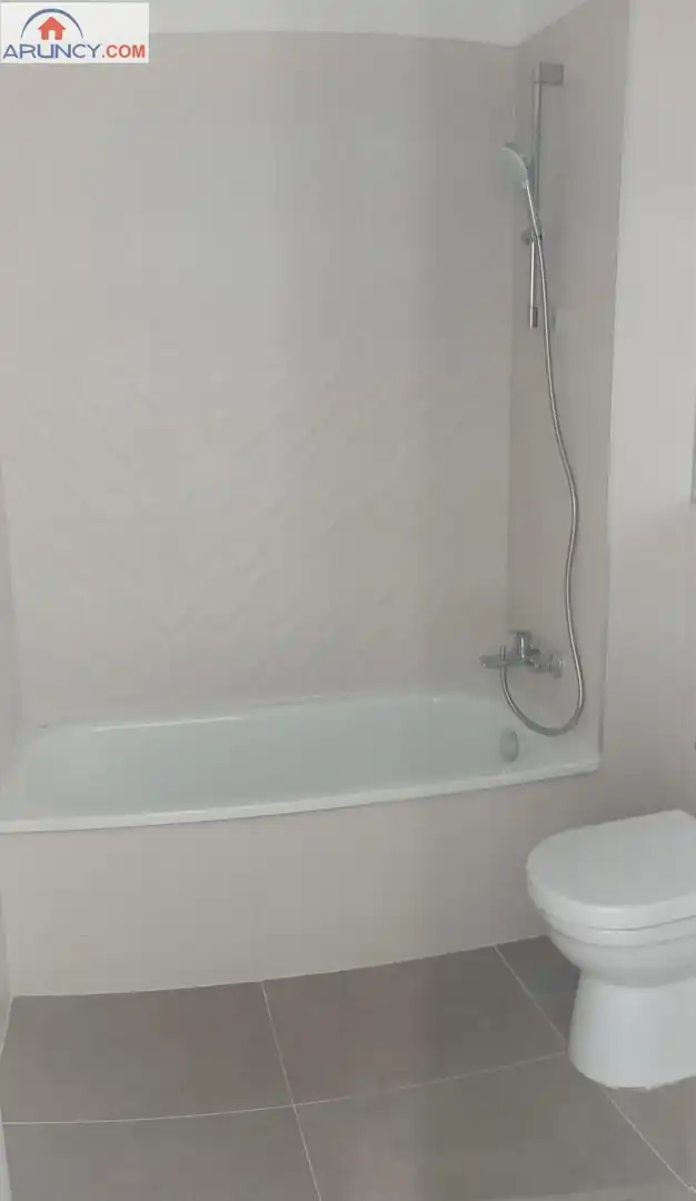 Adosado con piscina en venta en Entrenúcleos, imagen 27