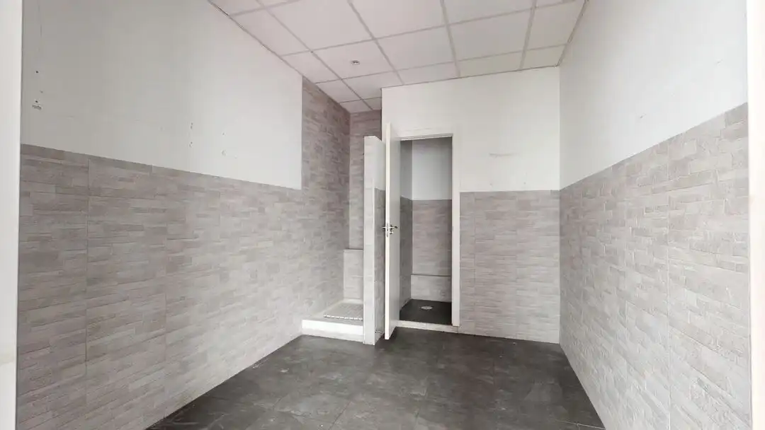 Commercial properties for rent in Madrid  with Air Conditioner