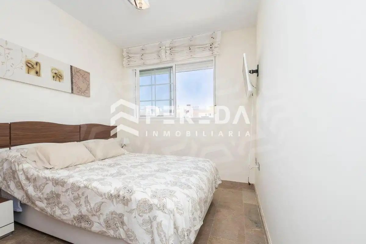 Bedroom of Apartments for sale in Roquetas de Mar  with Terrace, Furnished and Community pool