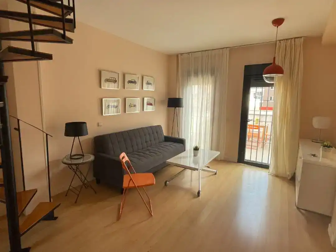 Wohnzimmer von Wohnung zur Miete in  Madrid Capital mit Klimaanlage