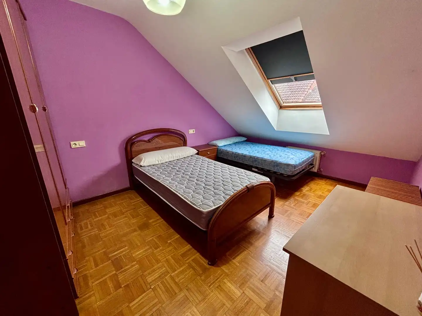Schlafzimmer von Maisonette zum Verkauf in Gijón  mit Heizung, Parkett und Abstellraum