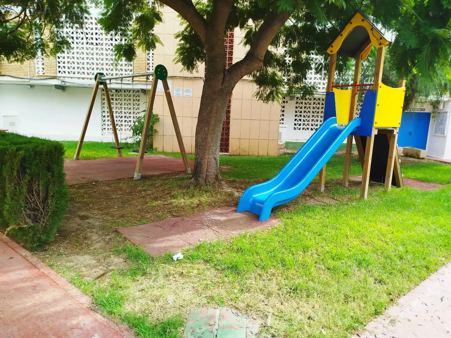 Parkplatz von Wohnung zur Miete in La Pobla de Farnals mit Terrasse, Schwimmbad und Möbliert