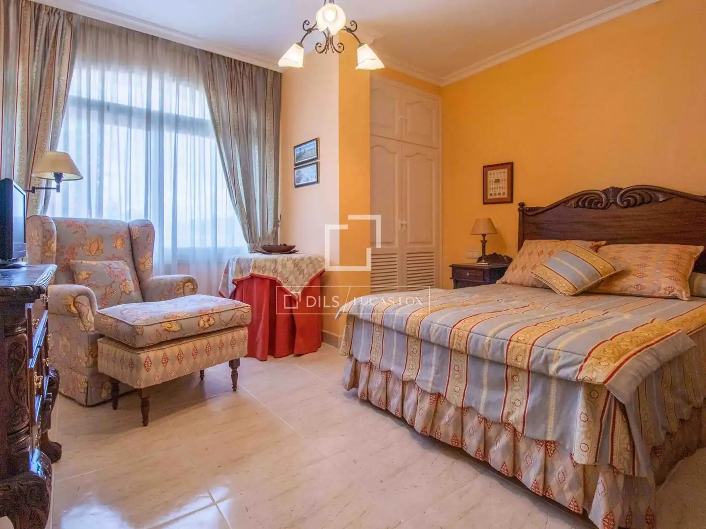 Habitación de Casa o chalet en venta en Santa Eulària des Riu con Aire acondicionado, Calefacción y Jardín privado