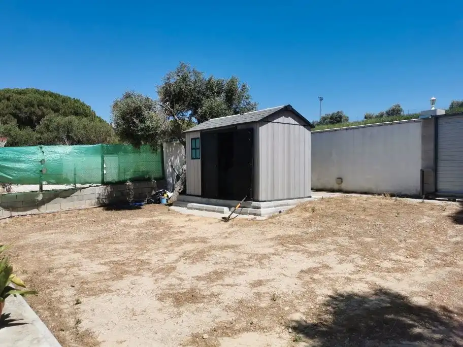 Exterior view of Houses for sale in Barbate  with Air Conditioner, Private garden and Terrace