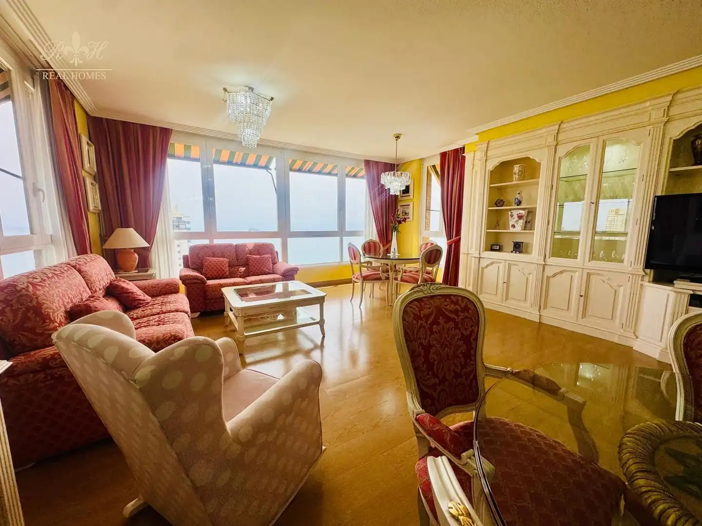 Sala de estar de Piso en venta en Benidorm con Aire acondicionado, Terraza y Piscina