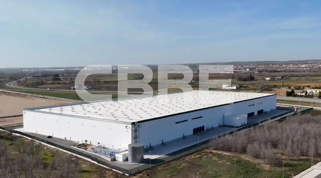Vista exterior de Nave industrial de alquiler en Guadalajara