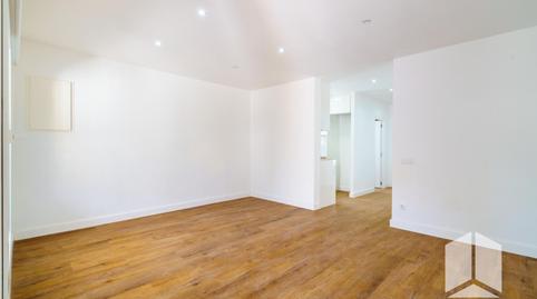 Foto 2 de Planta baixa en venda a Lluminetes, Barcelona