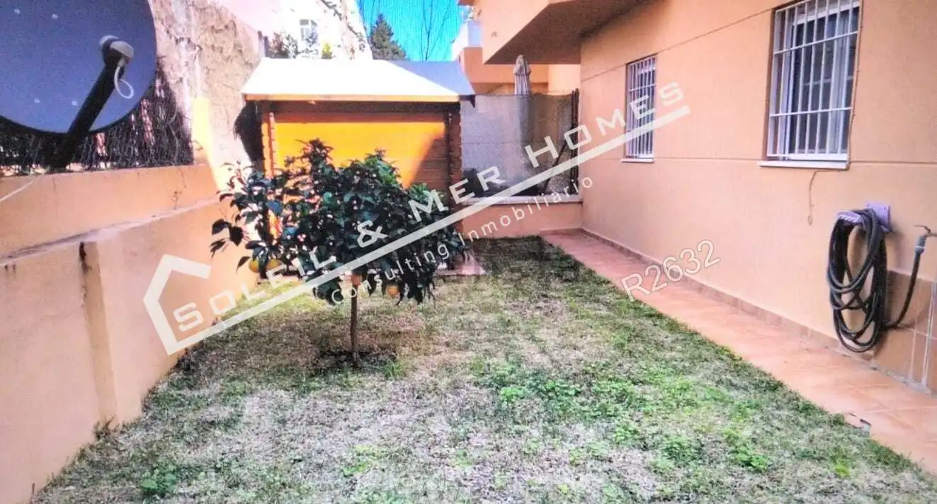 Pis amb jardí en venda a Calle de la Sandía, imagen 3