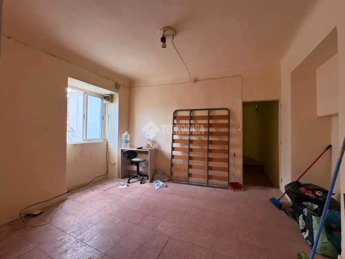 Habitación de Piso en venta en Jaén