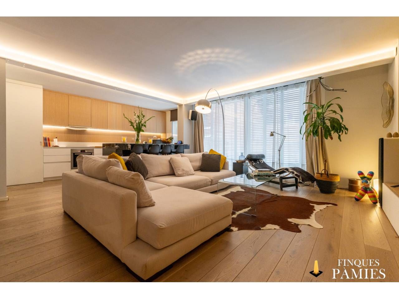 Sala d'estar de Pis en venda en  Barcelona Capital amb Aire condicionat, Calefacció i Parquet