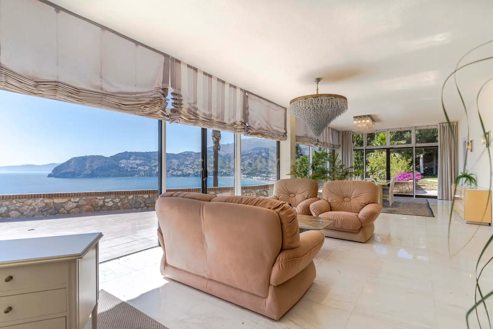 Living room of Houses for sale in Almuñécar  with Air Conditioner, Private garden and Storage room
