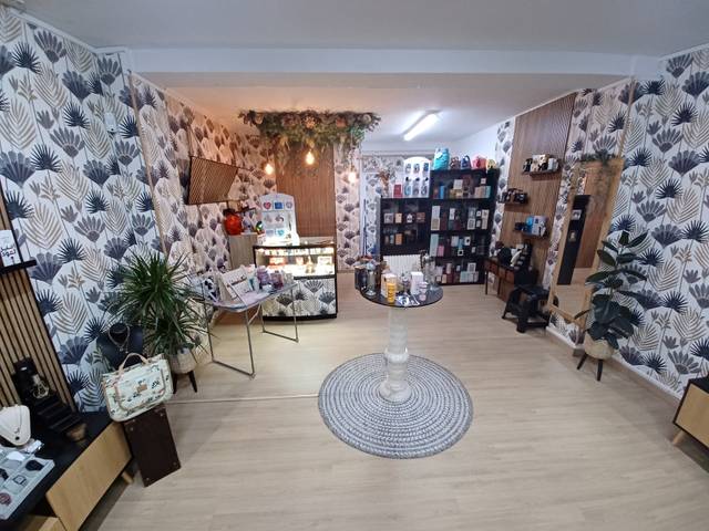 Local comercial en Alquiler en Les Torres