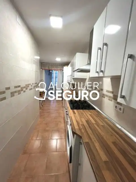 Kitchen of Flat for rent in Madrid  with Heating and Furnished