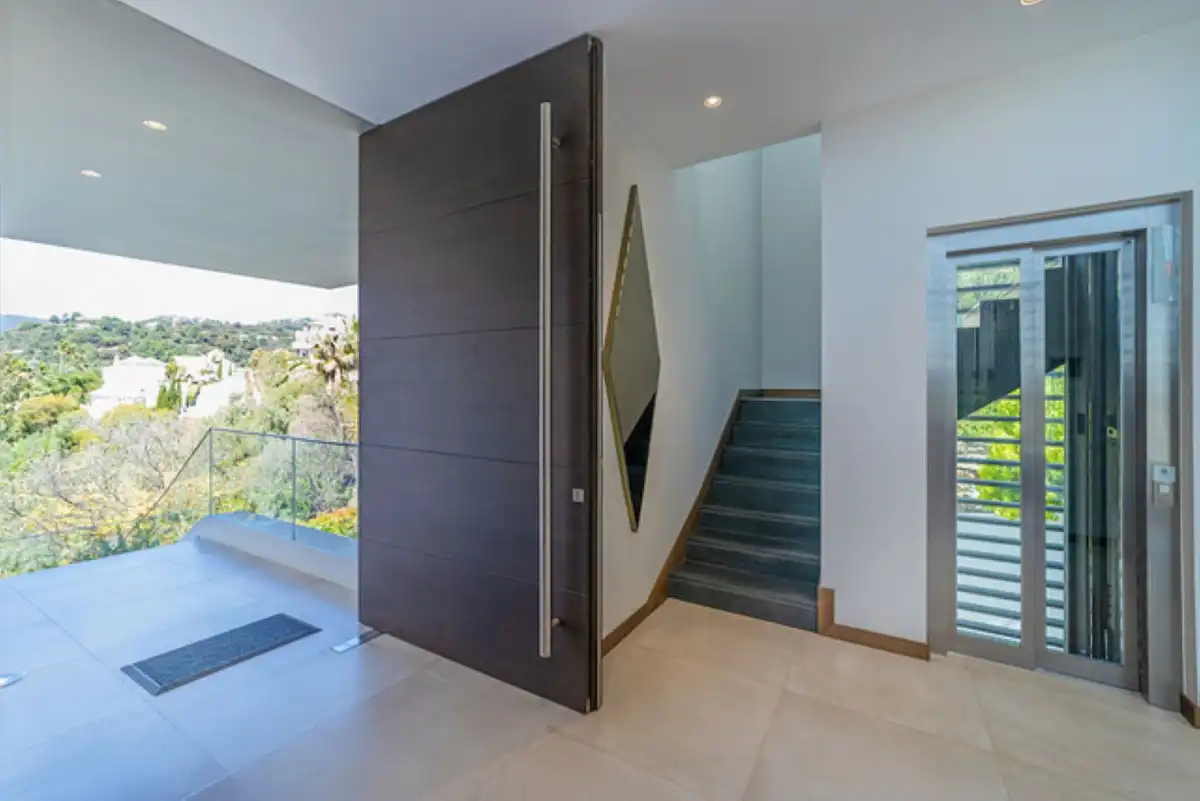 Chalet con terraza en venta en Calle Benahavis 29679, imagen 5