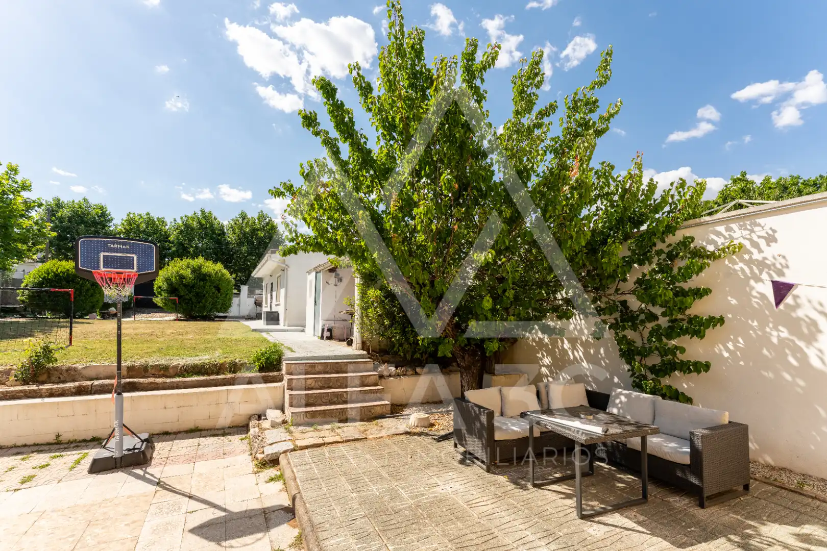 Jardí de Casa adosada en venda en Pedrezuela amb Jardí privat, Terrassa i Traster