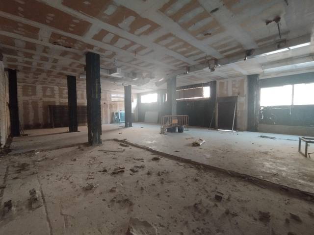 Local comercial en Venta en Ciutat Esportiva