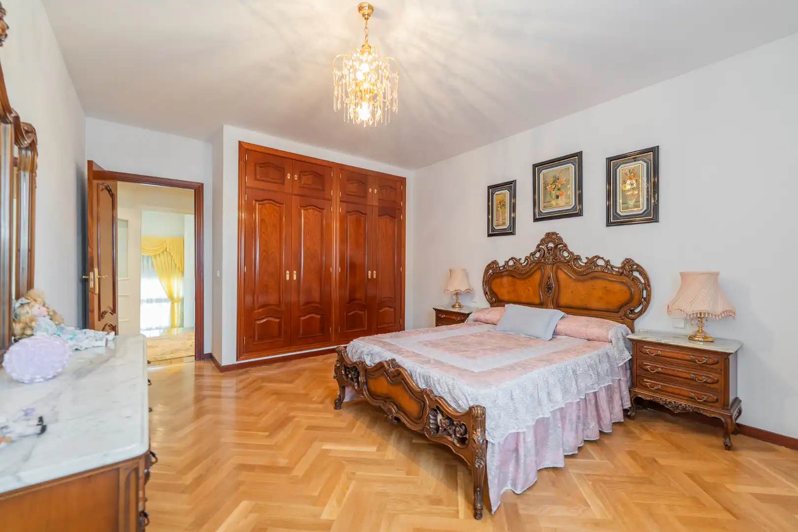 Bedroom of Houses for sale in San Sebastián de los Reyes  with Air Conditioner, Heating and Private garden