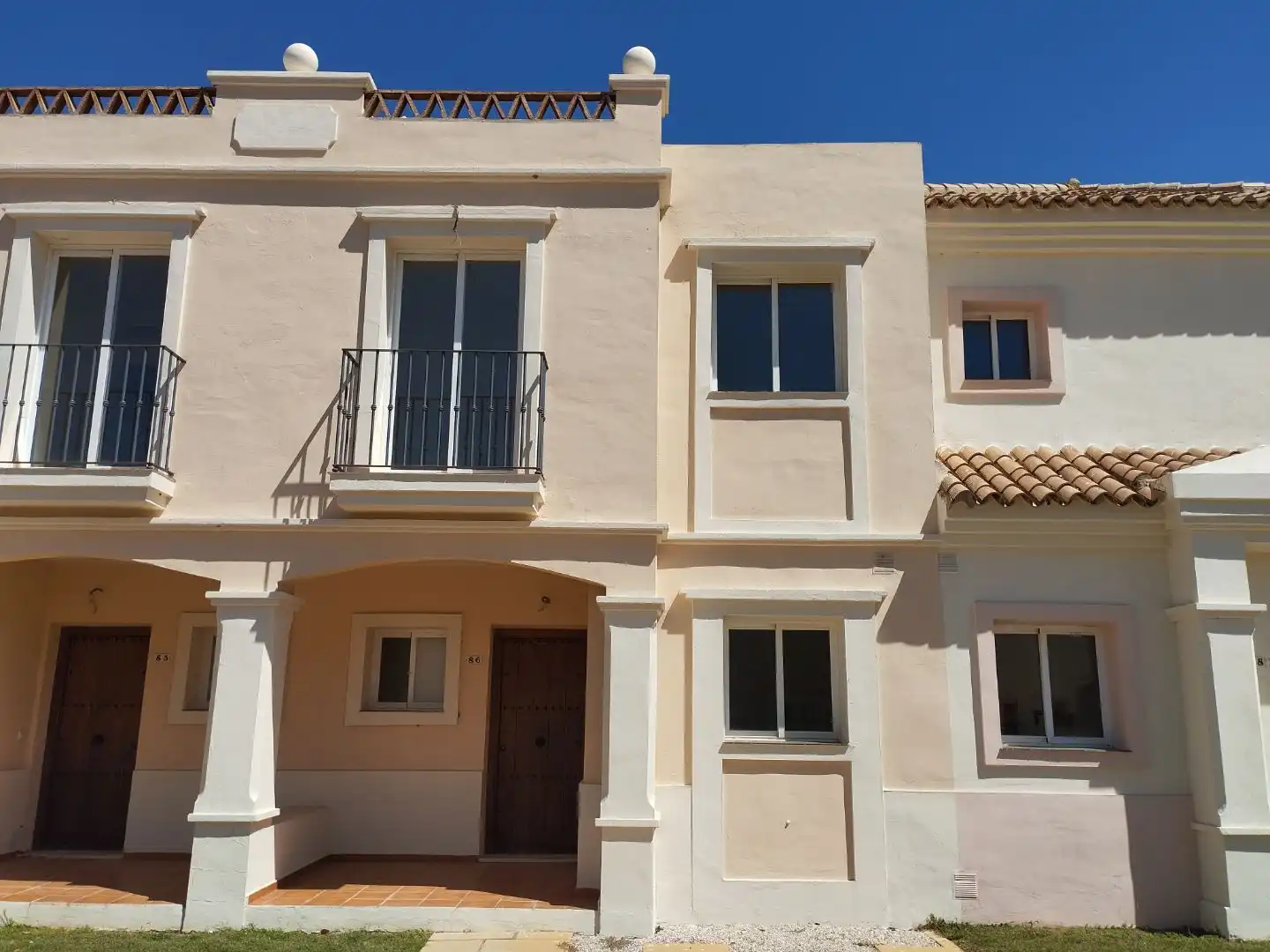 Vista exterior de Casa o chalet en venta en Ayamonte con Aire acondicionado, Terraza y Piscina