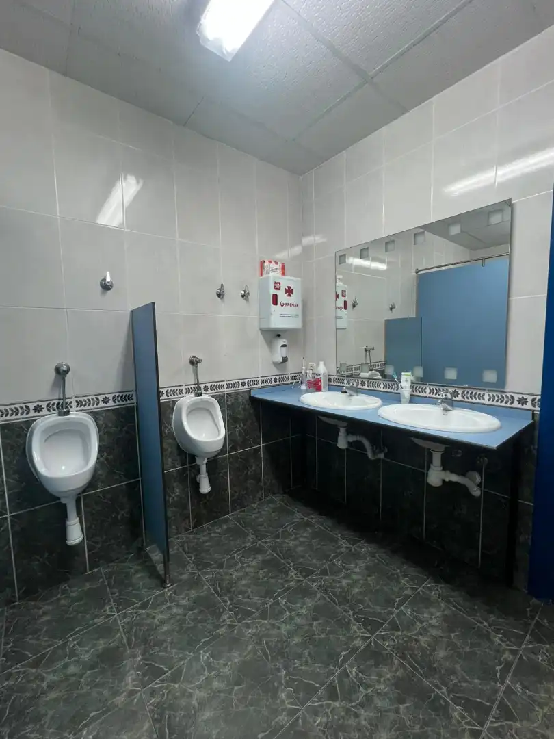 Baño de Nave industrial en venta en Massamagrell