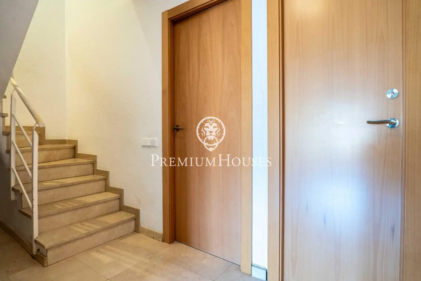 Ground floor for sale in Castelldefels  with Heating, Terrace and Storage room