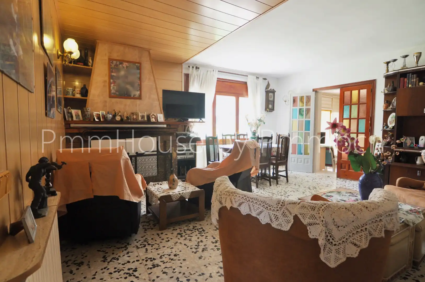 Sala d'estar de Casa o xalet en venda en Mediona amb Calefacció, Jardí privat i Terrassa