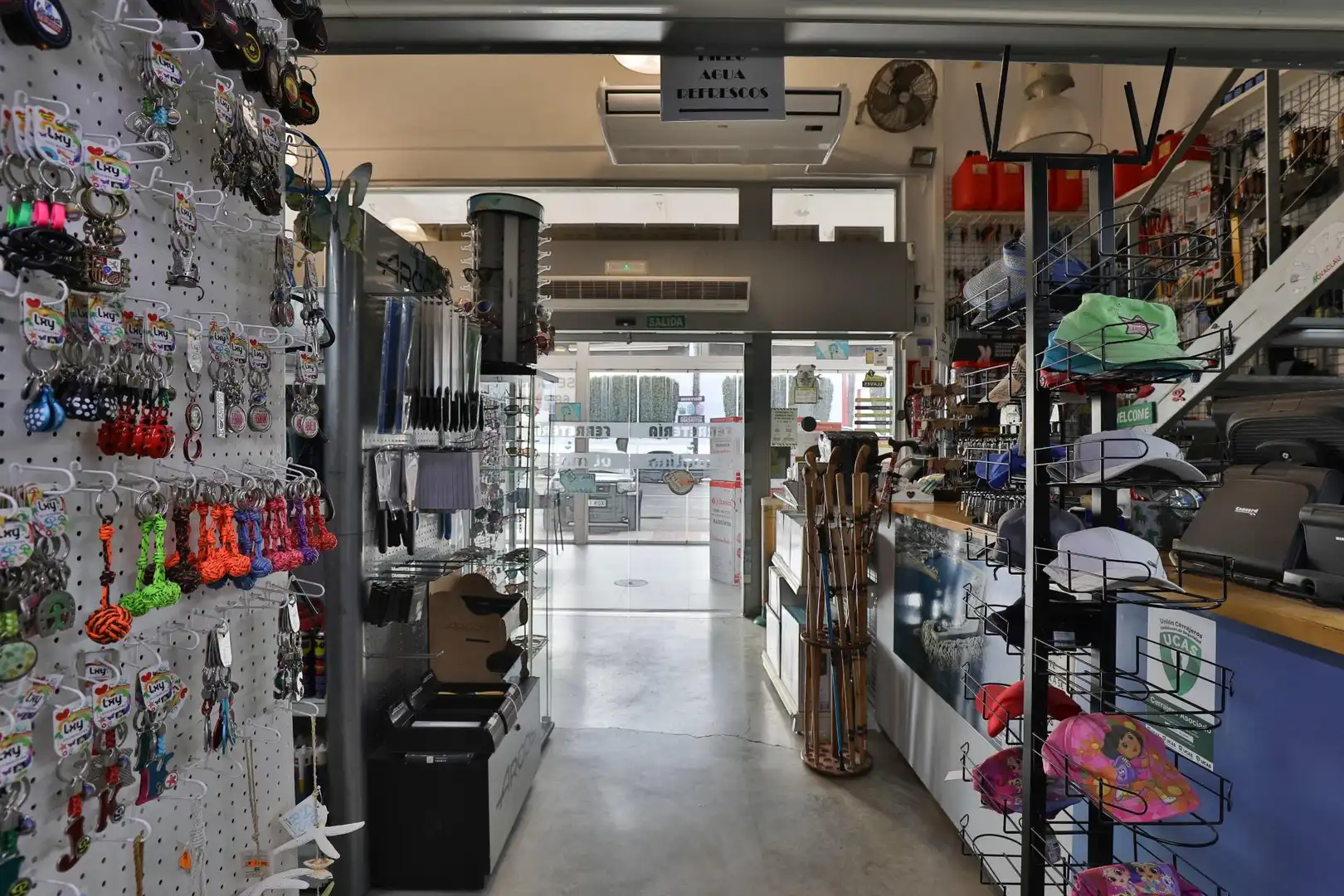 Local en venta en Carboneras