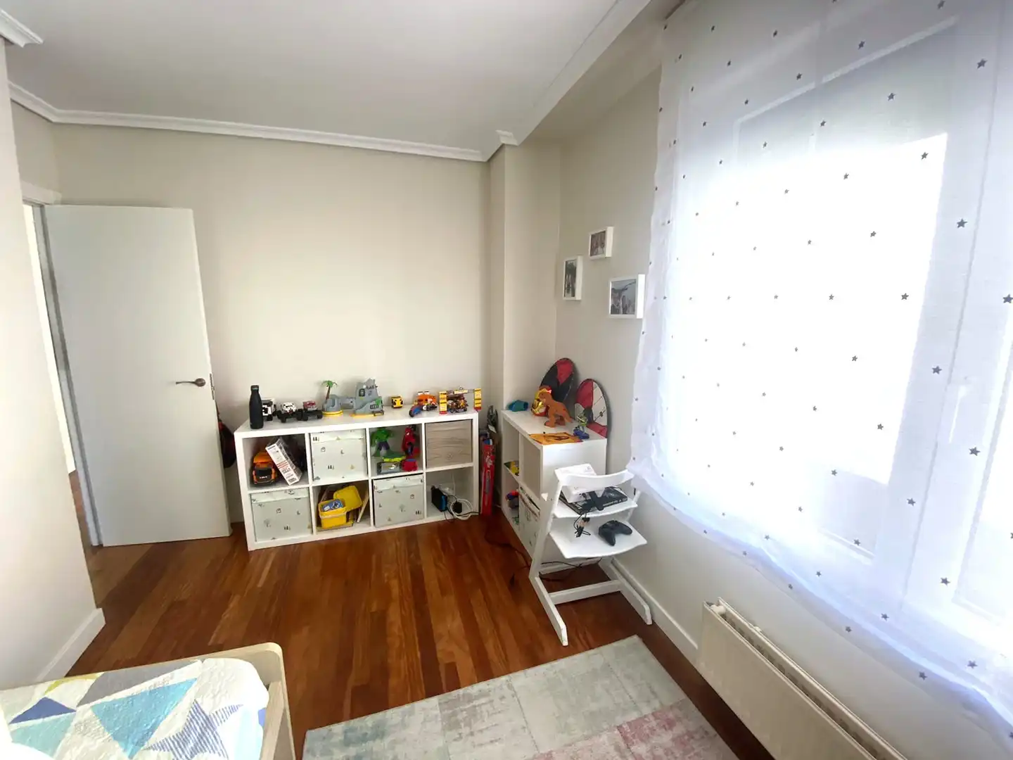 Bedroom of Flat for sale in Castro-Urdiales  with Heating, Private garden and Parquet flooring