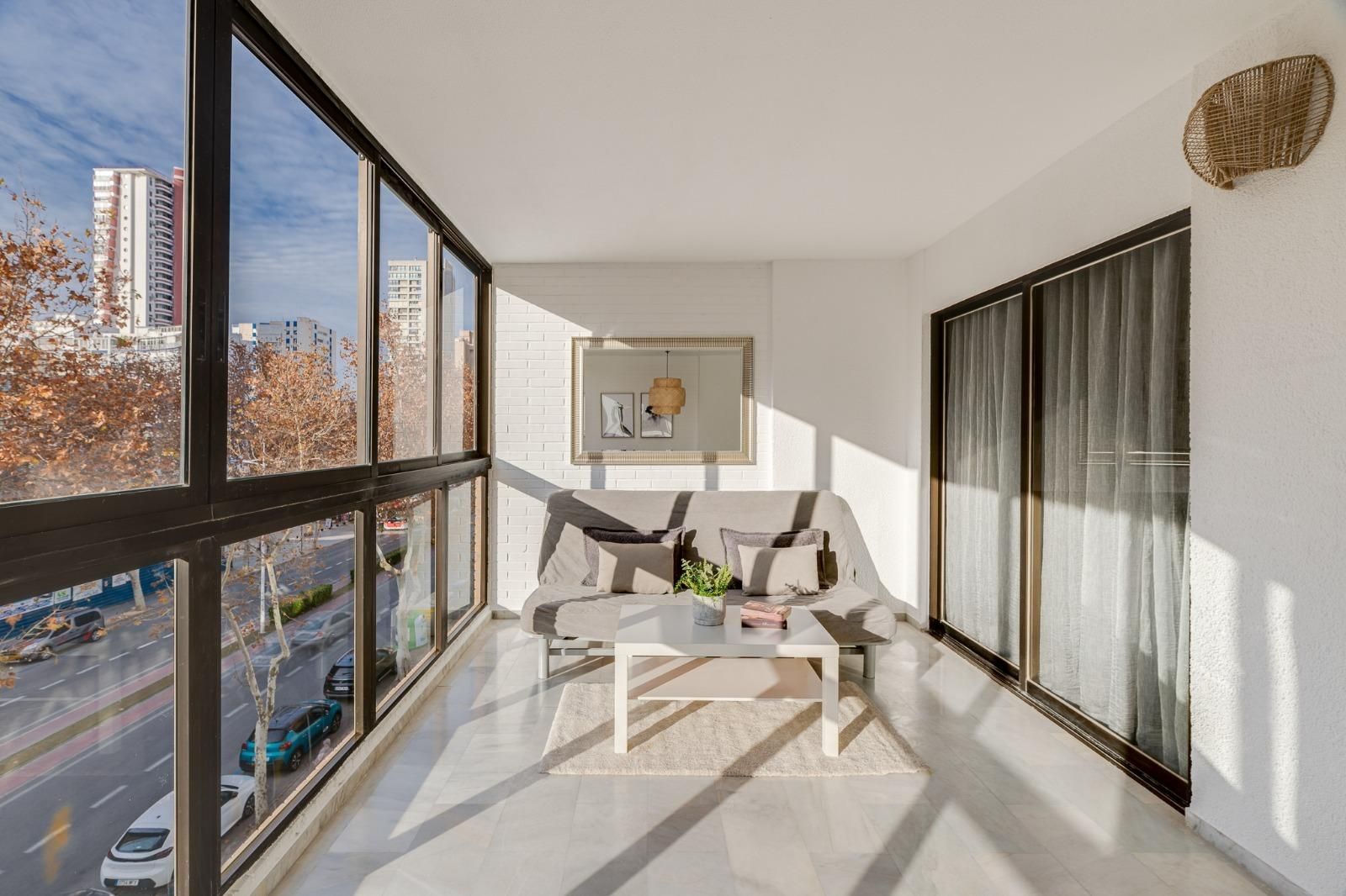 Sala de estar de Apartamento en venta en Benidorm con Terraza