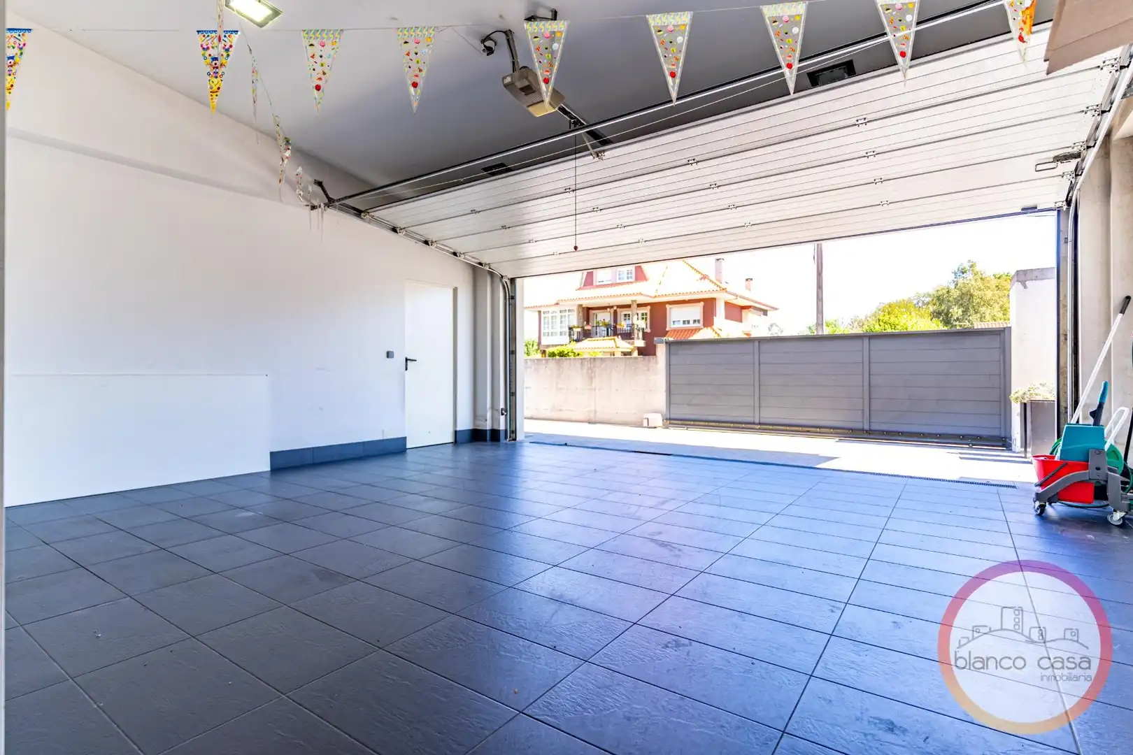 Casa con jardín en venta en Carballo, imagen 16