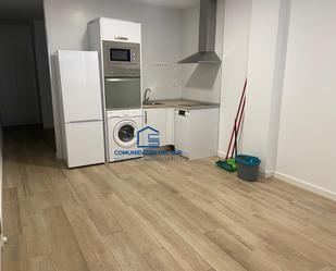 Kitchen of Apartment to rent in  Cádiz Capital