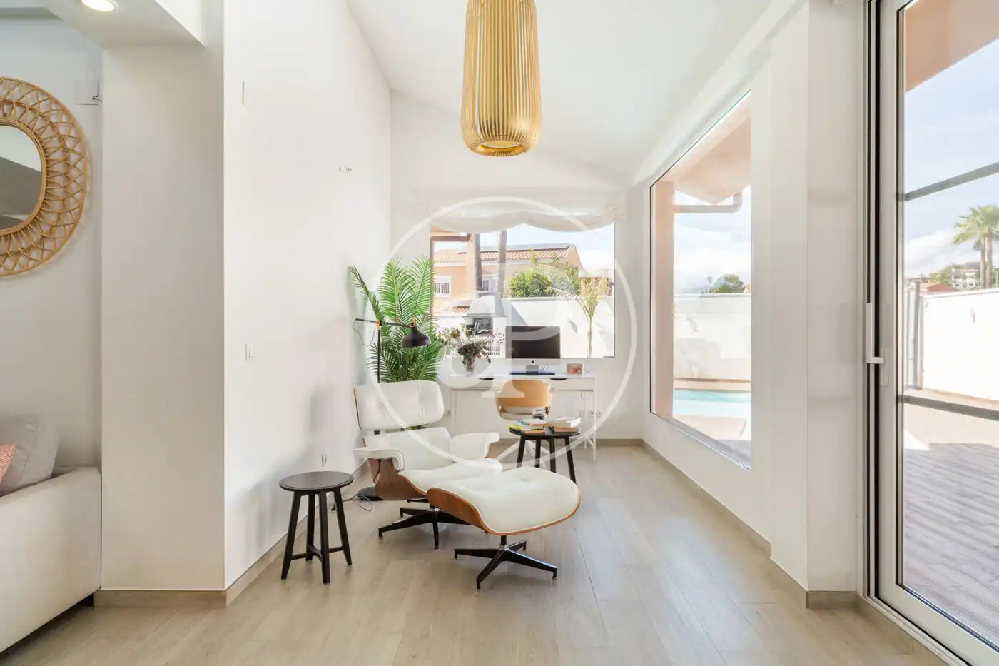 Sala de estar de Casa o chalet en venta en Riba-roja de Túria con Aire acondicionado, Calefacción y Jardín privado