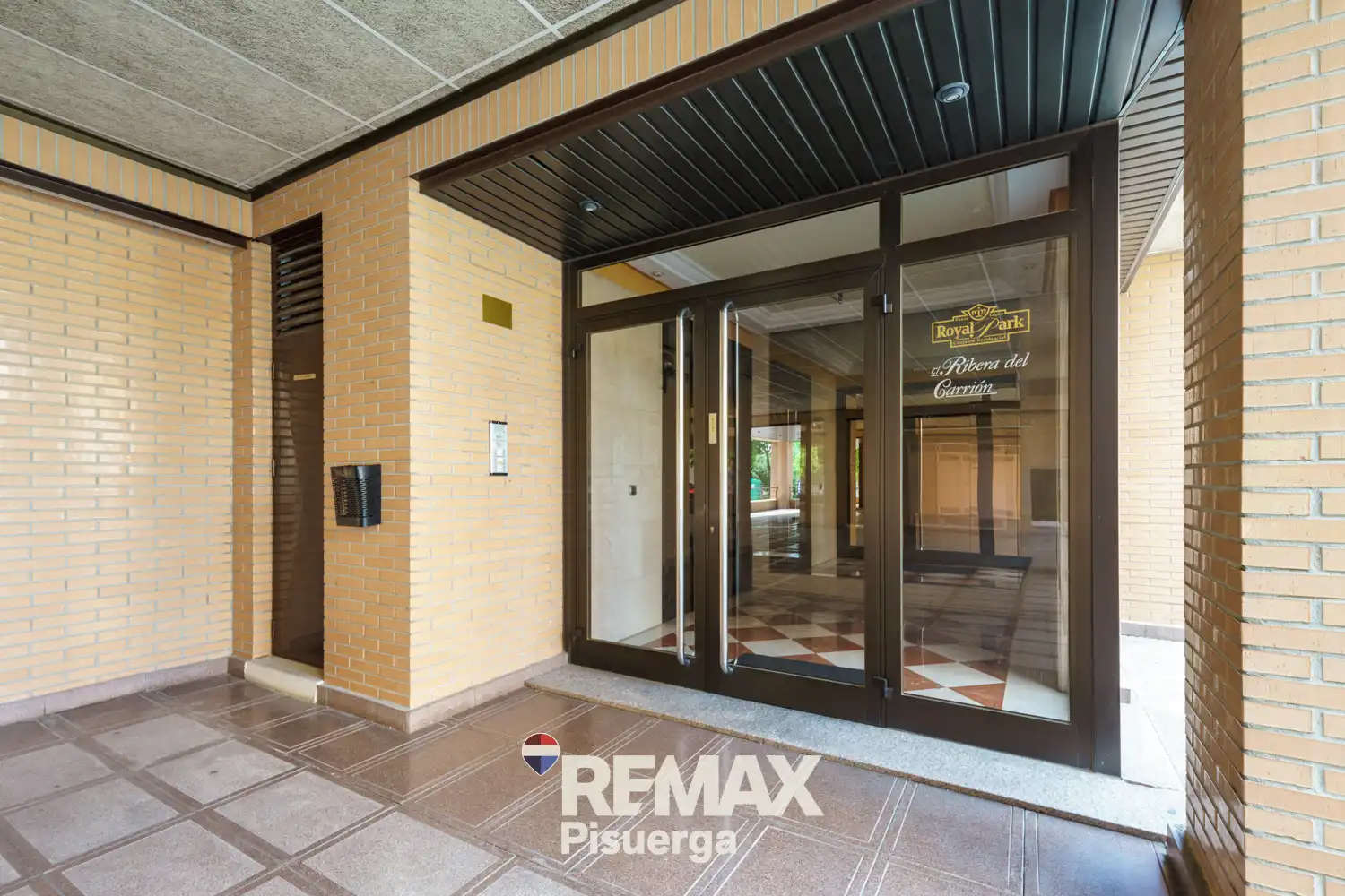 Piso en venta en Valladolid con Aire acondicionado, Calefacción y Jardín privado