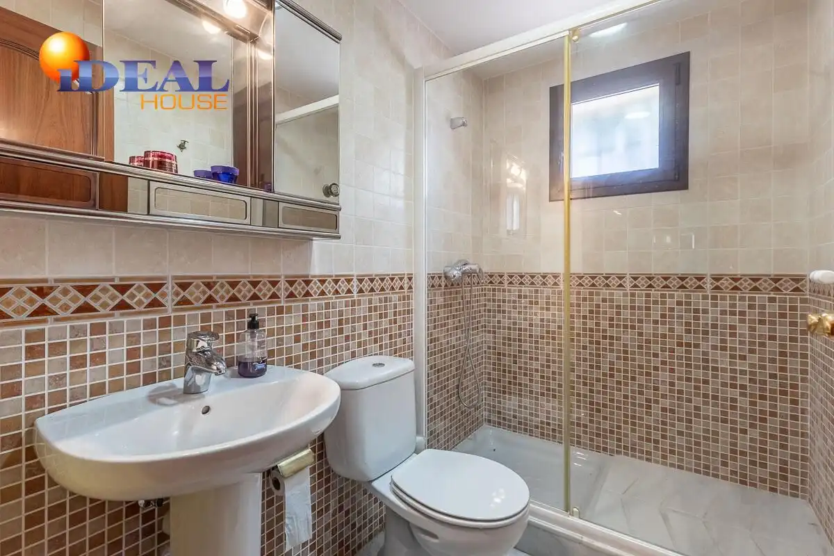 Casa con giardino in vendita a Calle MARIANA PINEDA, imagen 47