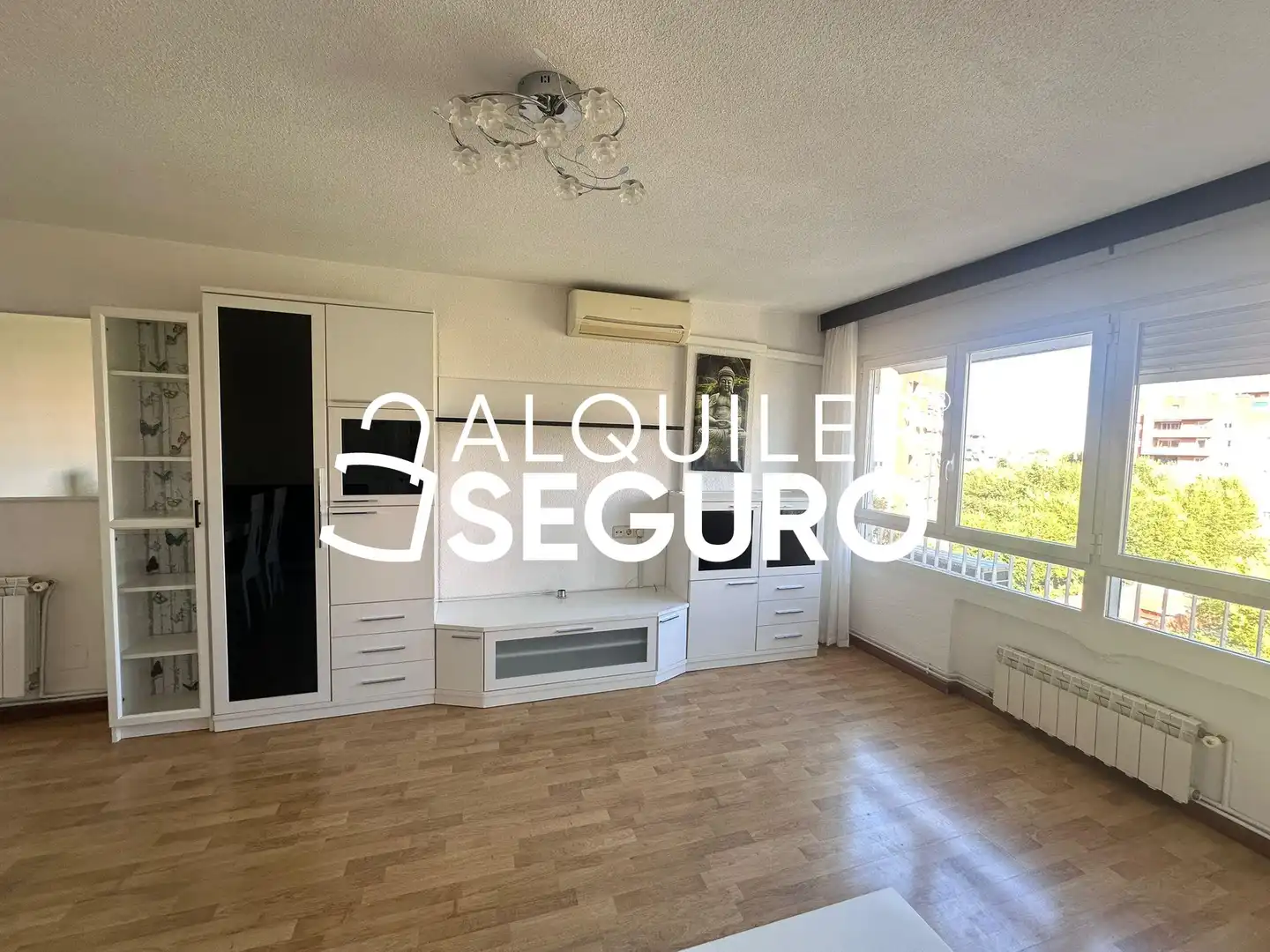 Bedroom of Flat for rent in Madrid  with Air Conditioner, Heating and Furnished